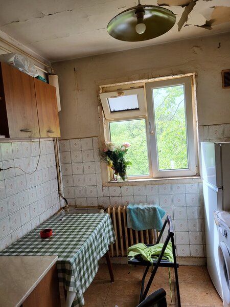 Drumul Taberei, Plaza, bloc tip F.